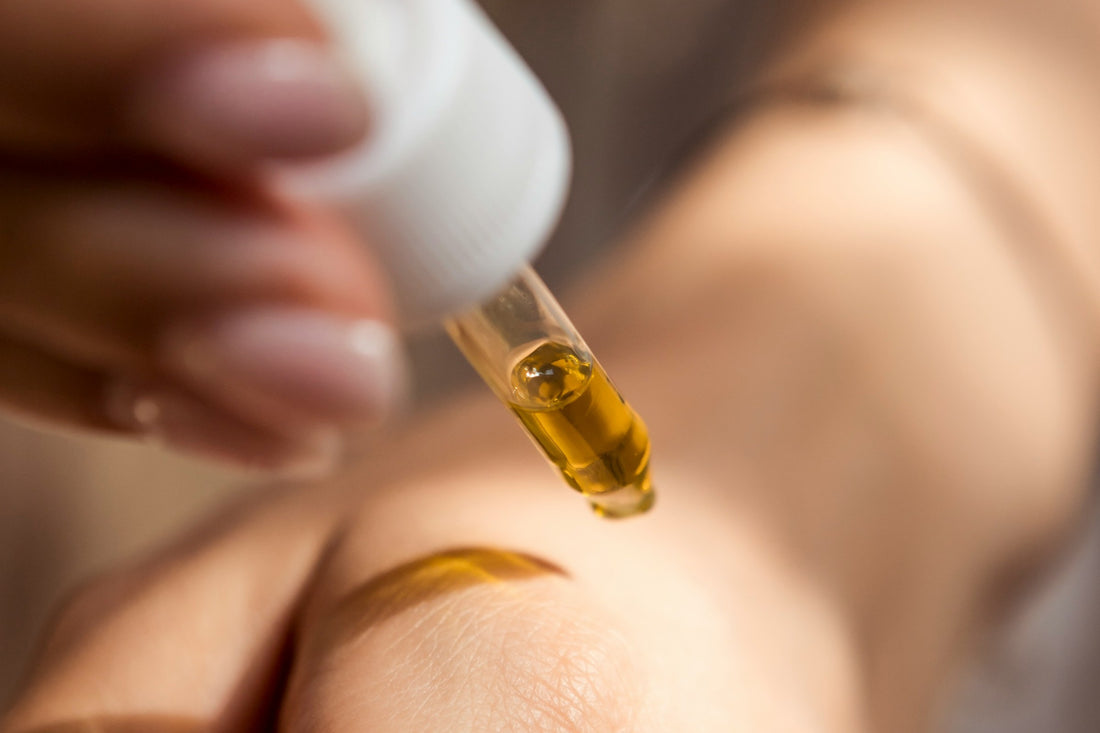 Cum îți pregătești pielea pentru toamnă cu produse skincare românești?