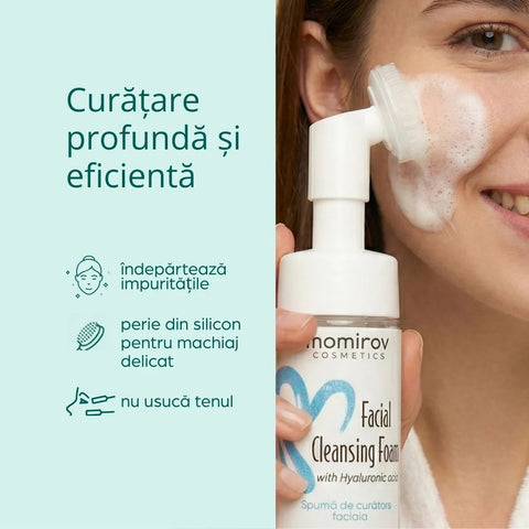 Cleansing foam with integrated brush and hyaluronic acid, 150 ml